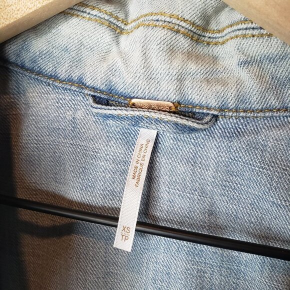 Free People Military Lace Up Back Denim Jacket XS Coat Jean - Picture 4 of 12